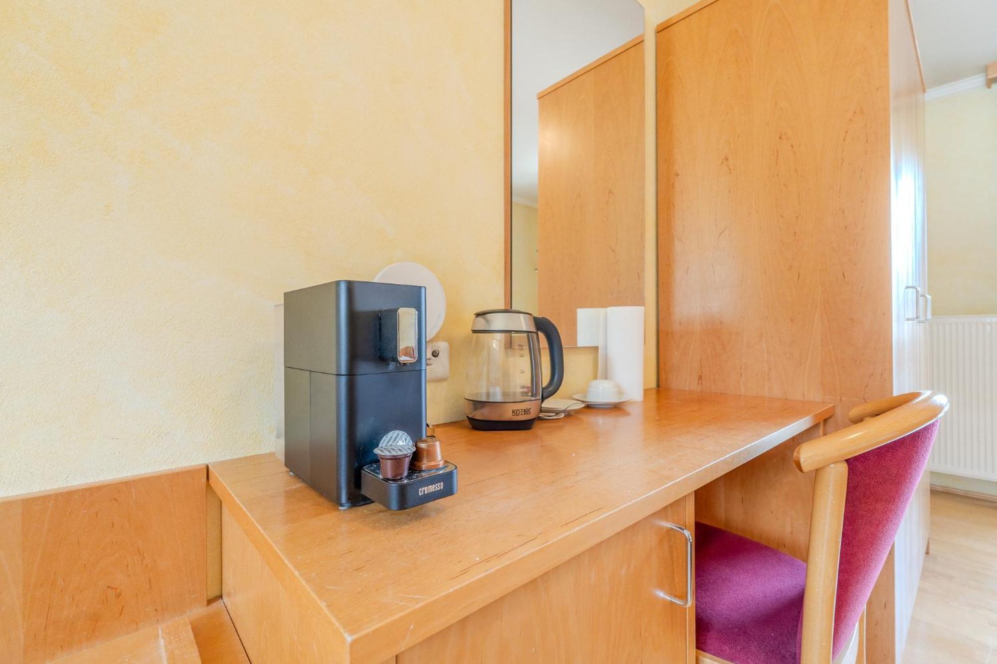 Whats-App Self-Check-In - Villa Maria Theresia Bad Goisern Habitación foto