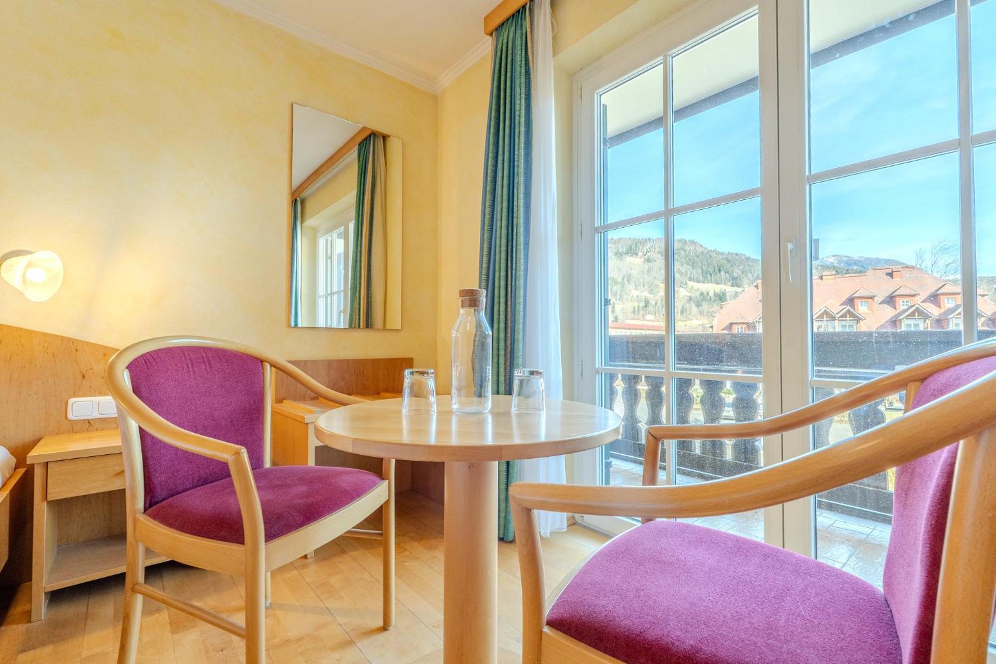 Whats-App Self-Check-In - Villa Maria Theresia Bad Goisern Habitación foto